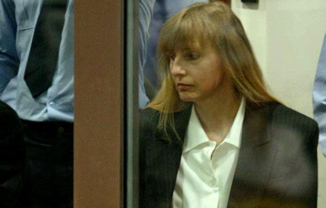 Michelle Martin, l'ex-femme de Marc Dutroux, lors de son procès au tribunal d'Arlon, en Belgique, le 17 juin 2004. Michelle Martin, l'ex-femme de Marc Dutroux, lors de son procès au tribunal d'Arlon, en Belgique, le 17 juin 2004.