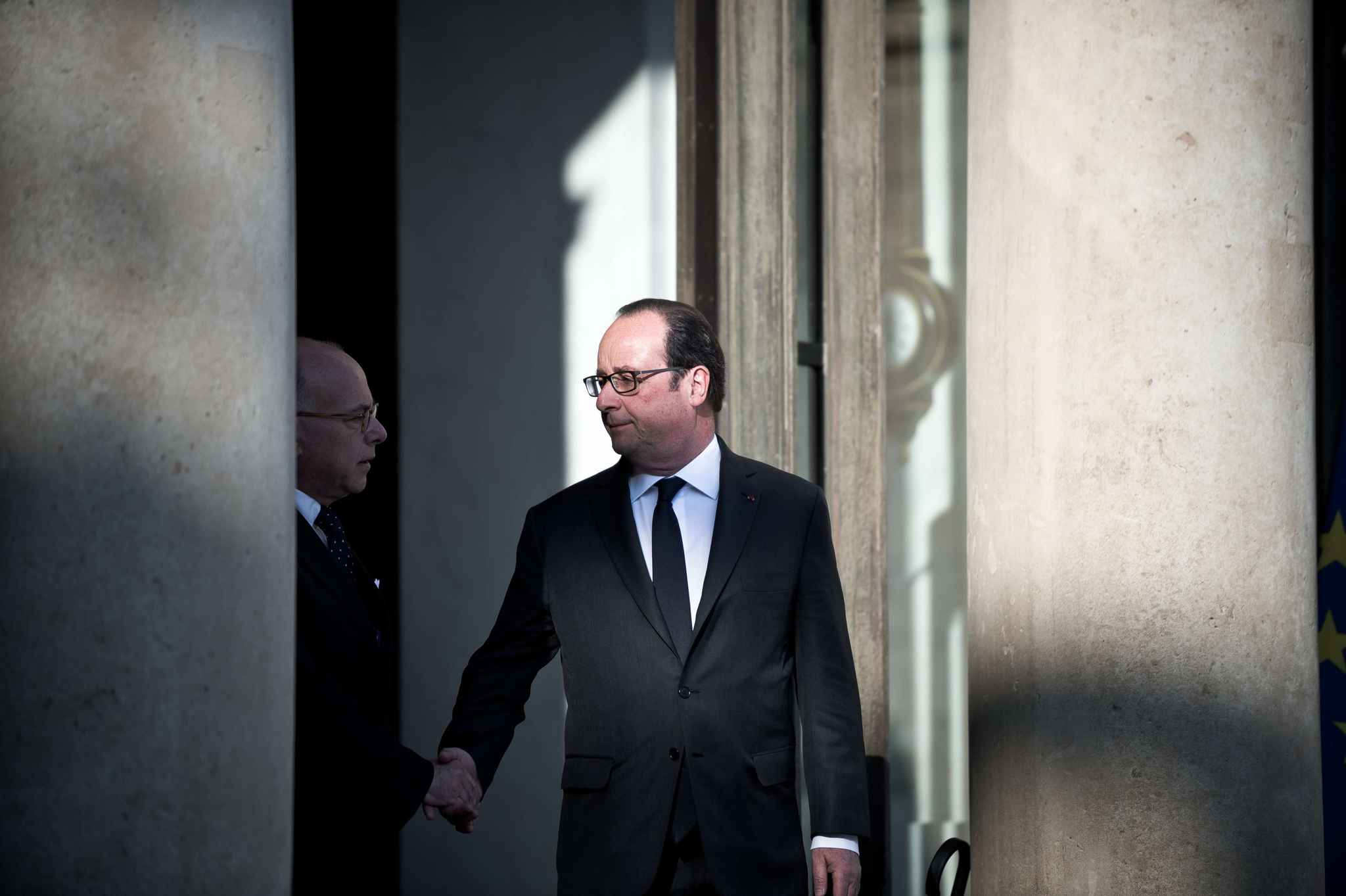 Présidentielle en France : François Hollande votera pour Emmanuel Macron