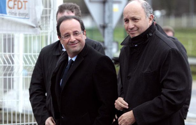 Laurent Fabius a accompagné François Hollande sur le site de Pétroplus, dans la banlieue de Rouen, le 5 janvier 2012. Laurent Fabius a accompagné François Hollande sur le site de Pétroplus, dans la banlieue de Rouen, le 5 janvier 2012.