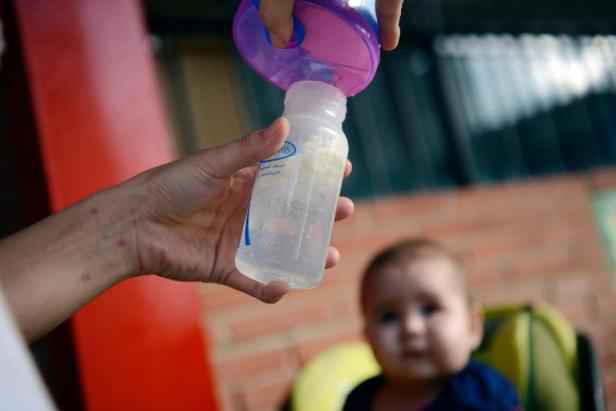 Le petit Lucas était décédé de sévères carences après avoir été nourri avec des laits végétaux