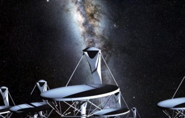 Vue d'artiste du futur radiotélescope Square Kilometer Array. Vue d'artiste du futur radiotélescope Square Kilometer Array.