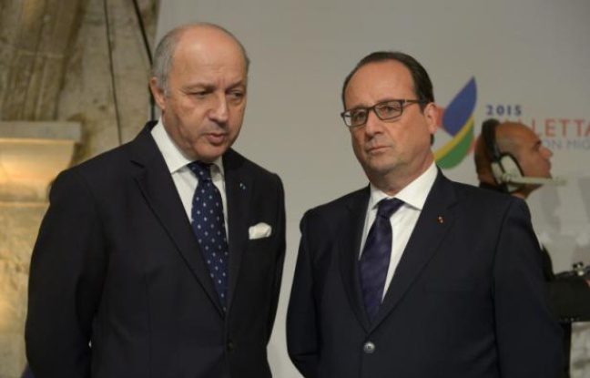 Le ministre des Affaires étrangères Laurent Fabius et le président de la république François Hollande à La Valette à Malte, le 11 novembre 2015 Le ministre des Affaires étrangères Laurent Fabius et le président de la république François Hollande à La Valette à Malte, le 11 novembre 2015