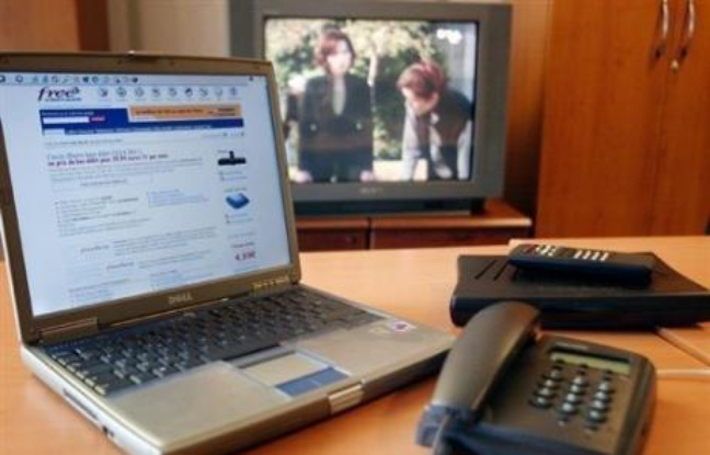 Le propriétaire d'un site d'information caucasien très critique à l'égard du Kremlin est décédé dimanche en Ingouchie à la suite d'un "incident" avec des policiers, illustrant aux yeux des défenseurs des droits de l'Homme la dégradation de la situation dans cette région russe. Le propriétaire d'un site d'information caucasien très critique à l'égard du Kremlin est décédé dimanche en Ingouchie à la suite d'un "incident" avec des policiers, illustrant aux yeux des défenseurs des droits de l'Homme la dégradation de la situation dans cette région russe.