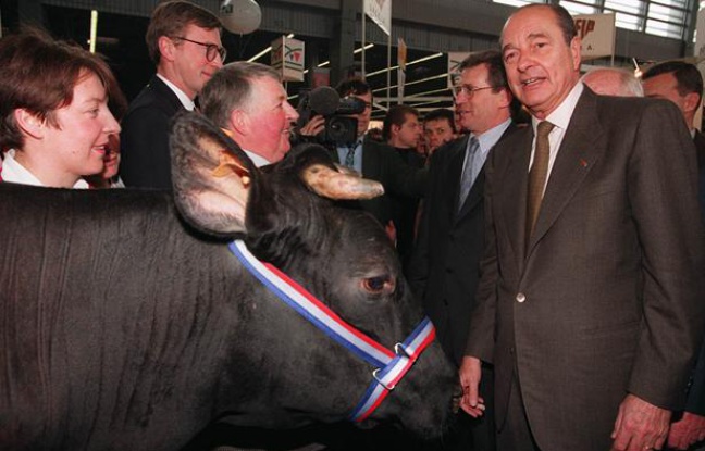 Jacques Chirac au Salon de l'Agriculture en 1996. Jacques Chirac au Salon de l'Agriculture en 1996.