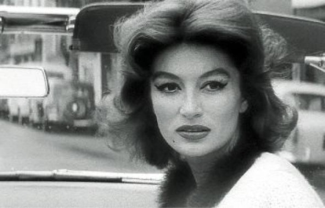 Anouk Aimée en 1961 dans Lola, premier film de Jacques Demy qui ressort en salle le 25 juillet. Anouk Aimée en 1961 dans Lola, premier film de Jacques Demy qui ressort en salle le 25 juillet.