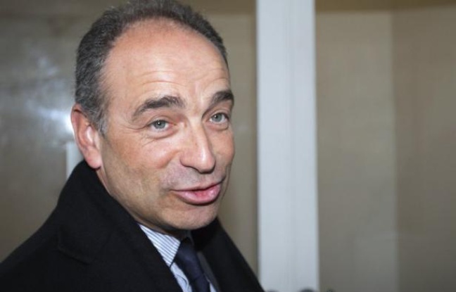 Jean-François Copé, président de l'UMP, interrogé mercredi par RTL sur le ministre Jérôme Cahuzac, objet d'une enquête préliminaire, a souligné la nécessité de "respecter la présomption d'innocence". Jean-François Copé, président de l'UMP, interrogé mercredi par RTL sur le ministre Jérôme Cahuzac, objet d'une enquête préliminaire, a souligné la nécessité de "respecter la présomption d'innocence".