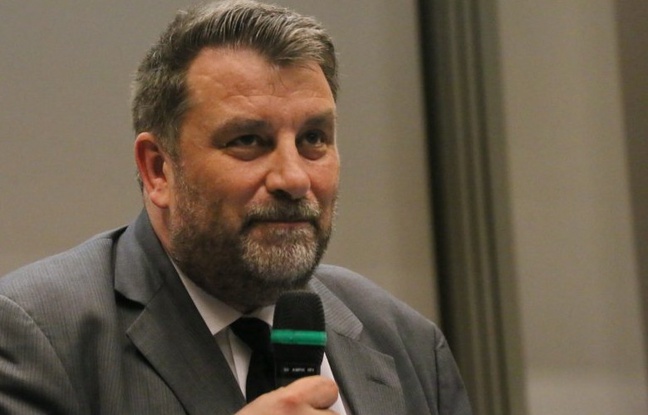 Vincent Michelot, directeur de Sciences Po Lyon a annoncé sa démission le lundi 15 février 2016. Vincent Michelot, directeur de Sciences Po Lyon a annoncé sa démission le lundi 15 février 2016.