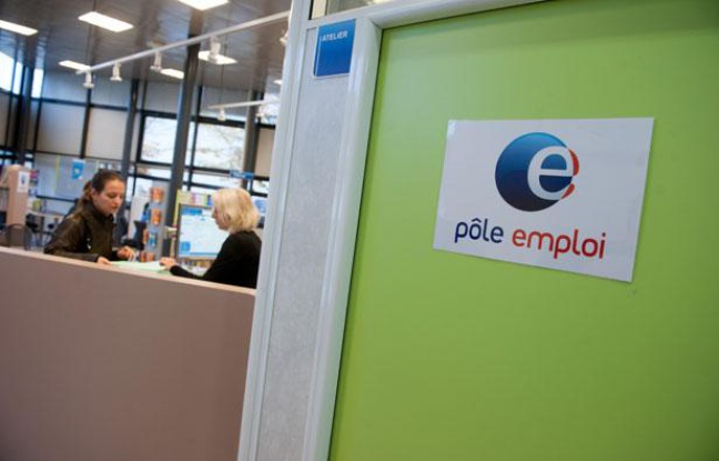 Un bureau du Pôle emploi à Bordeaux. Un bureau du Pôle emploi à Bordeaux.