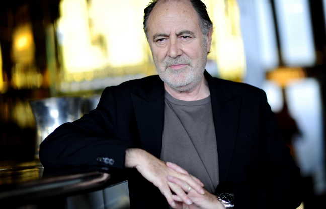 Michel Delpech, à Paris, en juillet 2011. Michel Delpech, à Paris, en juillet 2011.