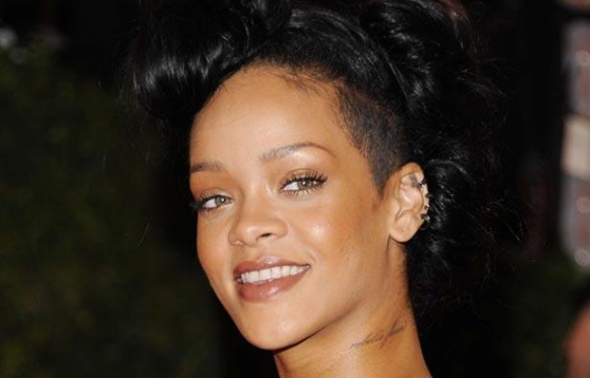 Rihanna au Met Ball 2012, le 7 mai à New York. Rihanna au Met Ball 2012, le 7 mai à New York.