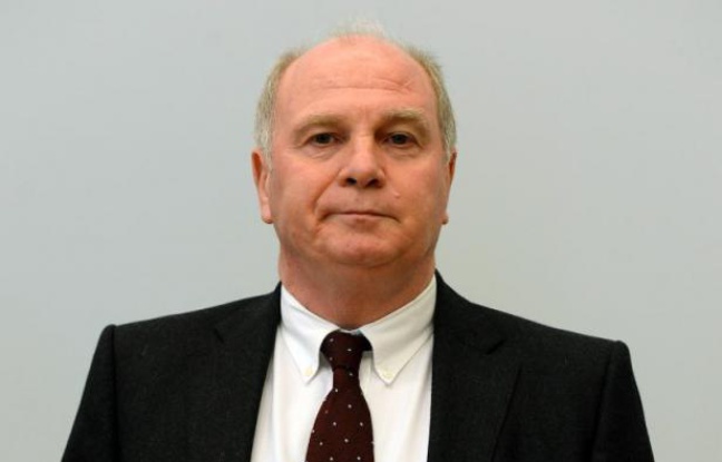 Le président du Bayern Munich, Uli Hoeness, le 13 mars 2014 au tribunal régional de Munich Le président du Bayern Munich, Uli Hoeness, le 13 mars 2014 au tribunal régional de Munich