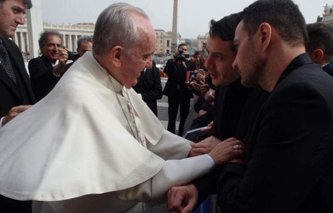 Jérôme Kerviel et son avocat David Koubbi ont rencontré le Pape François au Vatican, le 19 février 2014. Jérôme Kerviel et son avocat David Koubbi ont rencontré le Pape François au Vatican, le 19 février 2014.