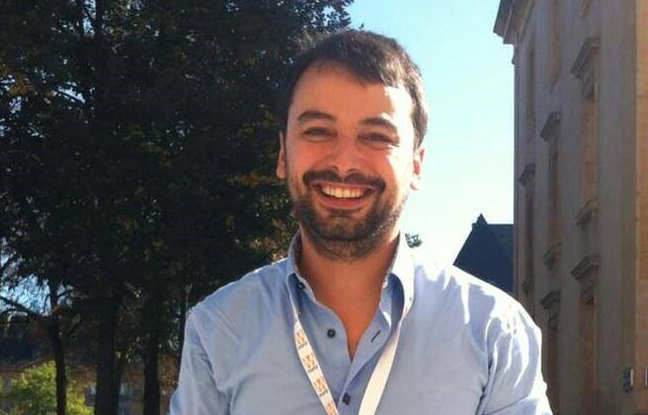Le journaliste Sylvain Lapoix a eu l'idée du hashtag «PorteOuverte» le 13 novembre 2015. Le journaliste Sylvain Lapoix a eu l'idée du hashtag «PorteOuverte» le 13 novembre 2015.
