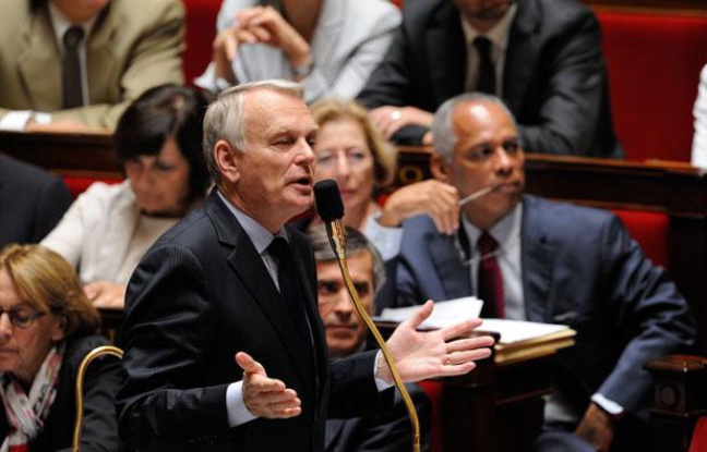 Le Premier ministre Jean-Marc Ayrault à l'Assemblée nationale. Le Premier ministre Jean-Marc Ayrault à l'Assemblée nationale.
