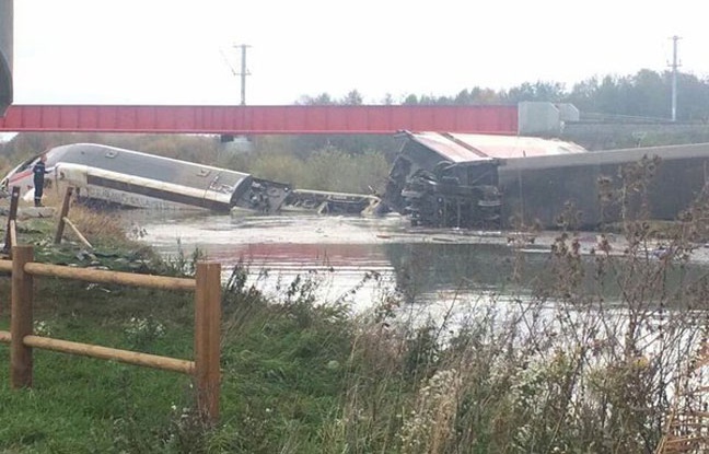 Le train qui a déraillé circulait sur une ligne non exploitée. Le train qui a déraillé circulait sur une ligne non exploitée.