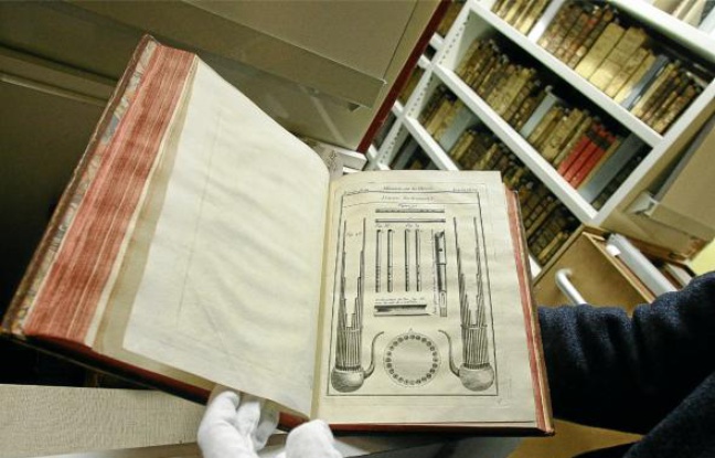 Ces manuscrits rares sont accessibles au public dans le cadre du festival. Ces manuscrits rares sont accessibles au public dans le cadre du festival.