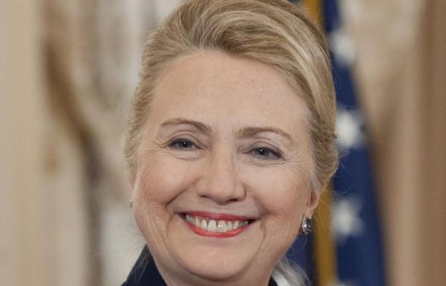 La secrétaire d'Etat américaine Hillary Clinton, hospitalisée à New York, a un caillot de sang situé entre le cerveau et le crâne mais ses médecins assurent que cela n'a eu aucun impact neurologique et tablent sur un "rétablissement complet". La secrétaire d'Etat américaine Hillary Clinton, hospitalisée à New York, a un caillot de sang situé entre le cerveau et le crâne mais ses médecins assurent que cela n'a eu aucun impact neurologique et tablent sur un "rétablissement complet".