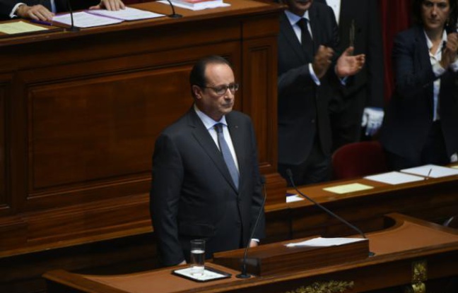 Le président François Hollande devant le Congrès à Versailles le 16 novembre 2015 Le président François Hollande devant le Congrès à Versailles le 16 novembre 2015