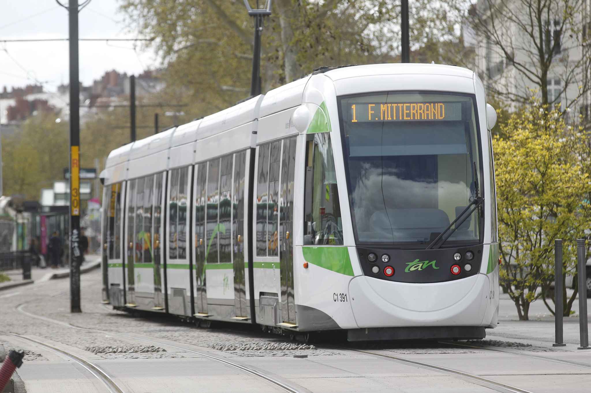 Île de Nantes C’est officiel, il y aura bien une nouvelle ligne de tramway Île de Nantes C’est officiel, il y aura bien une nouvelle ligne de tramway