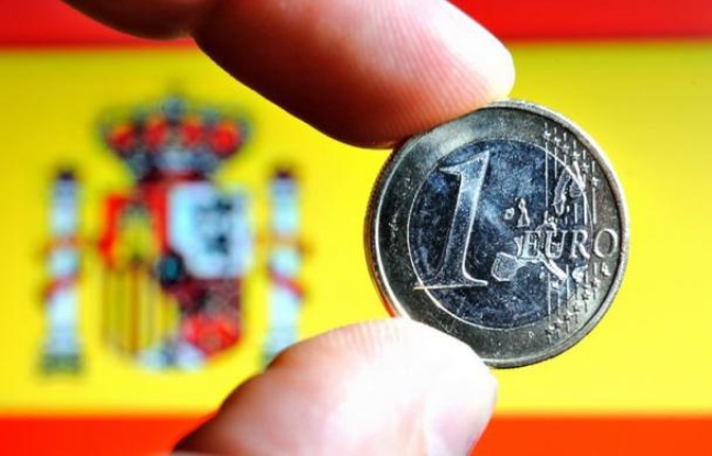 L'Espagne a publié lundi sa lettre officielle de demande d'aide à la zone euro, sans toutefois fournir les détails du plan qui devrait être prêt pour le 9 juillet, date de la prochaine réunion de l'Eurogroupe. L'Espagne a publié lundi sa lettre officielle de demande d'aide à la zone euro, sans toutefois fournir les détails du plan qui devrait être prêt pour le 9 juillet, date de la prochaine réunion de l'Eurogroupe.