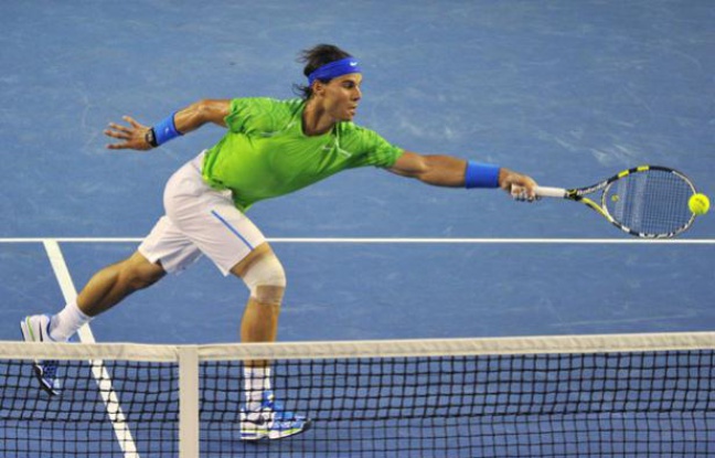 L'Espagnol Rafael Nadal, le 29 janvier 2011, en finale de l'Open d'Australie contre Novak Djokovic. L'Espagnol Rafael Nadal, le 29 janvier 2011, en finale de l'Open d'Australie contre Novak Djokovic.