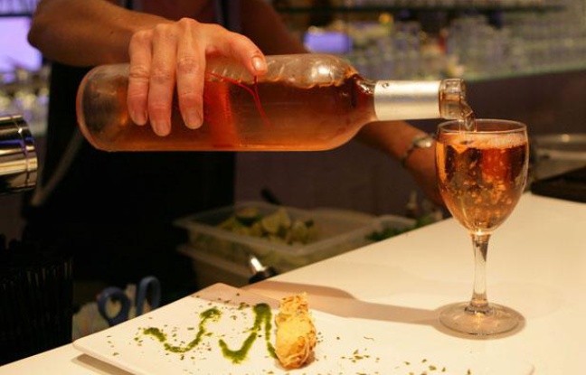 Le vin rosé de Provence est le numéro un français et mondial Le vin rosé de Provence est le numéro un français et mondial