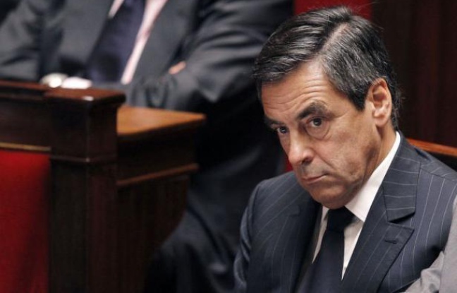 Avant de s'octroyer une pause estivale, François Fillon a poursuivi lundi dans les Vosges sa tournée des militants UMP, sûr de ses chances de gagner l'élection à la présidence de l'UMP, dans laquelle il voit "une primaire avant l'heure", en pensant à 2017. Avant de s'octroyer une pause estivale, François Fillon a poursuivi lundi dans les Vosges sa tournée des militants UMP, sûr de ses chances de gagner l'élection à la présidence de l'UMP, dans laquelle il voit "une primaire avant l'heure", en pensant à 2017.