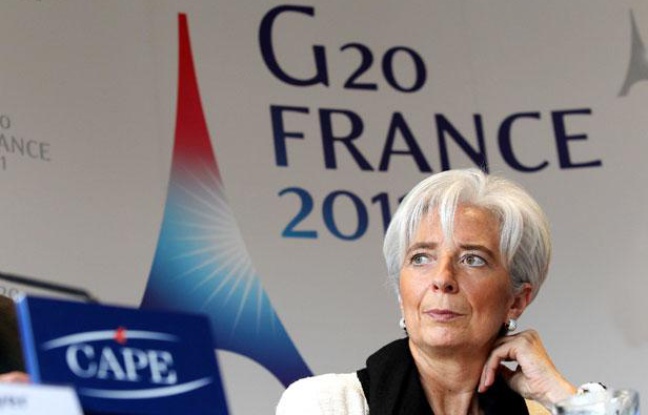 Conférence de presse de Christine Lagarde, la ministre des Finances, et de Christien Noyer, le gouverneur de la Banque de France, à Bercy, avant l'ouverture du G20 Finances le 18 février 2011. Conférence de presse de Christine Lagarde, la ministre des Finances, et de Christien Noyer, le gouverneur de la Banque de France, à Bercy, avant l'ouverture du G20 Finances le 18 février 2011.