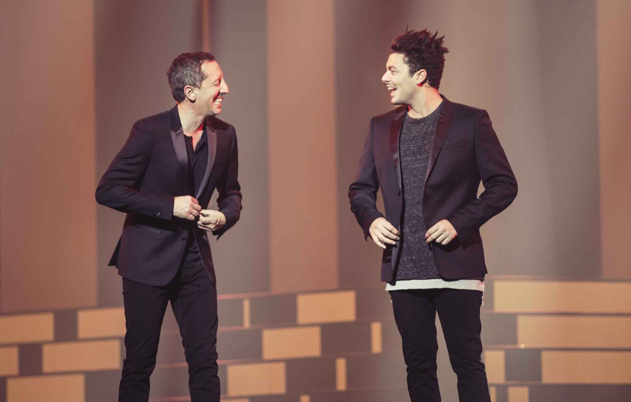 Kev Adams Et Gad Elmaleh Tout Est Possible Kev & Gad sur scène et sur M6: Le spectacle de l'année? La bonne blague...