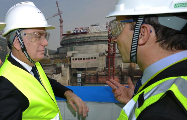 Jean-Marc Ayrault à la centrale nucléaire de Taishan, en Chine, le 8 décembre 2013. Jean-Marc Ayrault à la centrale nucléaire de Taishan, en Chine, le 8 décembre 2013.