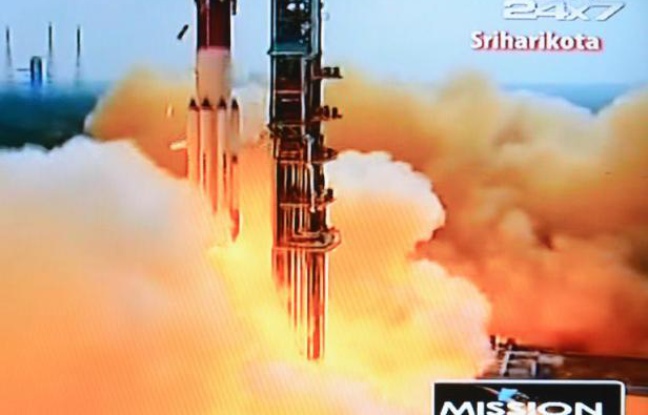 L'Inde a envoyé mardi dans l'espace une fusée avec à son bord une sonde destinée à voyager vers la planète Mars, ce pays espérant ainsi devenir la première nation asiatique à approcher la planète rouge, avec une technologie à bas coûts. L'Inde a envoyé mardi dans l'espace une fusée avec à son bord une sonde destinée à voyager vers la planète Mars, ce pays espérant ainsi devenir la première nation asiatique à approcher la planète rouge, avec une technologie à bas coûts.