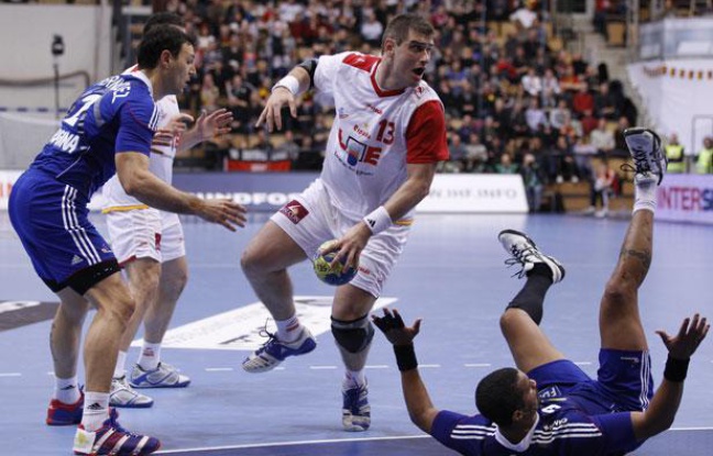 Espagnols et Français lors du mondial 2011, le 20 janvier 2011 Espagnols et Français lors du mondial 2011, le 20 janvier 2011