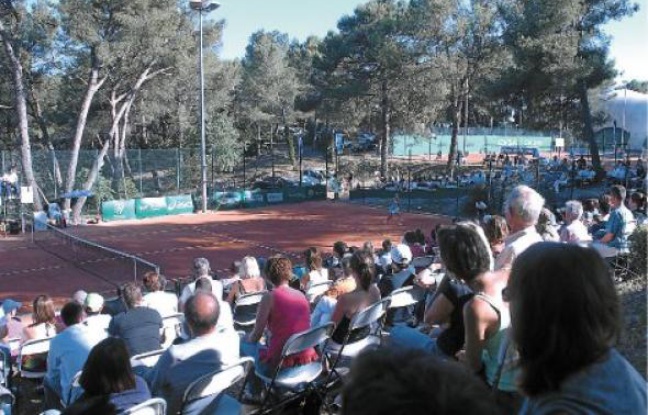 L'an dernier, plus de 5 000 spectateurs avaient répondu présent à l'ASCH. L'an dernier, plus de 5 000 spectateurs avaient répondu présent à l'ASCH.