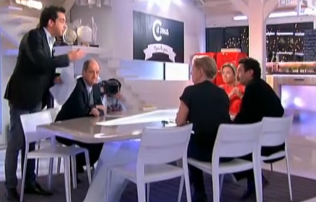 Patrick Cohen et Edwy Plenel se sont disputés sur le plateau de «C à vous», le 6 janvier 2014. Patrick Cohen et Edwy Plenel se sont disputés sur le plateau de «C à vous», le 6 janvier 2014.