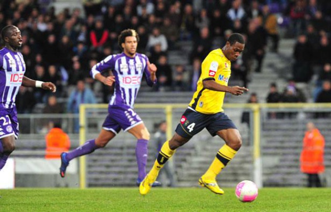 Thierry Doubaï, la révélation sochalienne du début de saison, le 26 février 2012 à Toulouse. Thierry Doubaï, la révélation sochalienne du début de saison, le 26 février 2012 à Toulouse.