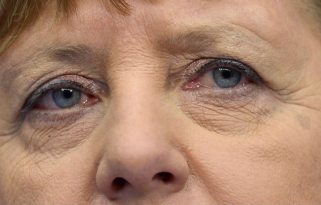 Angela Merkel lors du Sommet européen, le 19 février 2016. Angela Merkel lors du Sommet européen, le 19 février 2016.
