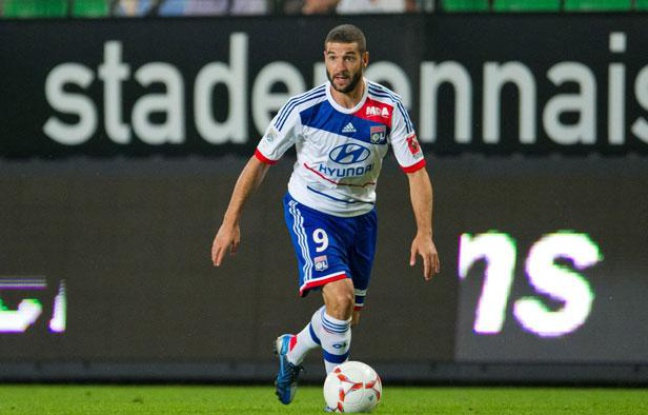 Lisandro Lopez lors de la 1ere journée de Ligue 1 à Rennes, au Stade de la route de Lorient, le 11 août 2012. Lisandro Lopez lors de la 1ere journée de Ligue 1 à Rennes, au Stade de la route de Lorient, le 11 août 2012.