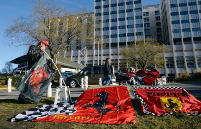 Le plus grand champion de l'histoire de la F1, l'Allemand Michael Schumacher, toujours entre la vie et la mort a passé sa deuxième nuit à l'hôpital de Grenoble, après une chute à ski dimanche dans laquelle il s'est grièvement blessé à la tête. Le plus grand champion de l'histoire de la F1, l'Allemand Michael Schumacher, toujours entre la vie et la mort a passé sa deuxième nuit à l'hôpital de Grenoble, après une chute à ski dimanche dans laquelle il s'est grièvement blessé à la tête.