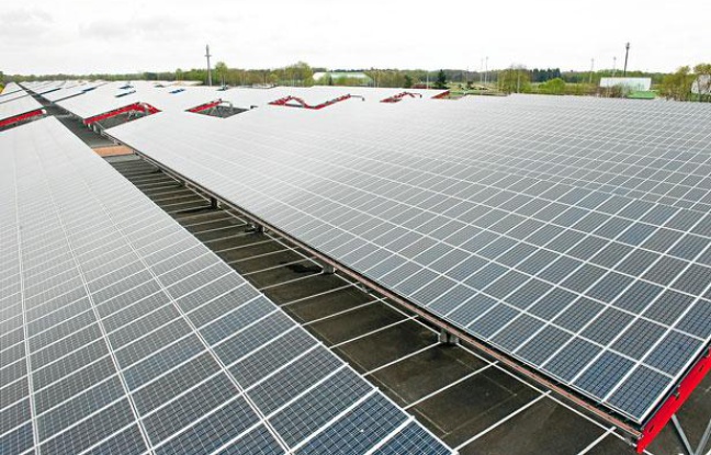 La centrale photovoltaïque de Bordeaux-Lac La centrale photovoltaïque de Bordeaux-Lac