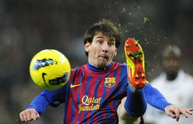 L'ancien joueur et entraîneur du FC Barcelone, le Néerlandais Johan Cruyff, a estimé dimanche dans une interview au journal argentin Olé que l'Argentin Leo Messi gagnerait "cinq, six, sept Ballons d'Or" dans sa carrière. L'ancien joueur et entraîneur du FC Barcelone, le Néerlandais Johan Cruyff, a estimé dimanche dans une interview au journal argentin Olé que l'Argentin Leo Messi gagnerait "cinq, six, sept Ballons d'Or" dans sa carrière.
