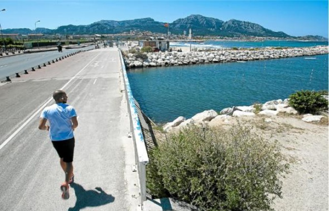 51 % des rivières de la zone Rhône-Méditerranée et Corse sont en bon état. Ci-dessus : l'Huveaune, à Marseille. 51 % des rivières de la zone Rhône-Méditerranée et Corse sont en bon état. Ci-dessus : l'Huveaune, à Marseille.