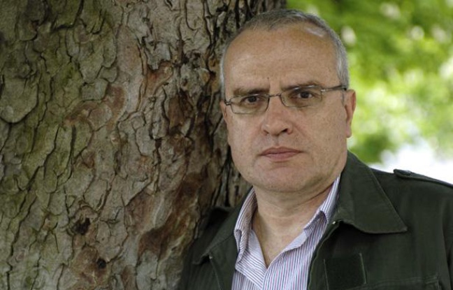 L'écrivain Richard Millet, photographié en mai 2006. L'écrivain Richard Millet, photographié en mai 2006.