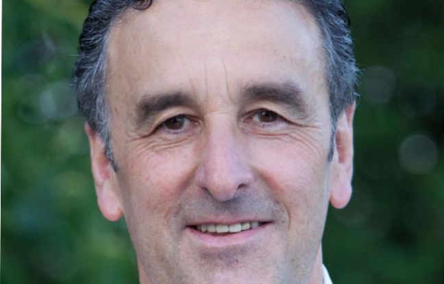Bernard Delcros, président de la communauté de communes du pays du Murat, à l'initiative de ce projet de télétravail Bernard Delcros, président de la communauté de communes du pays du Murat, à l'initiative de ce projet de télétravail