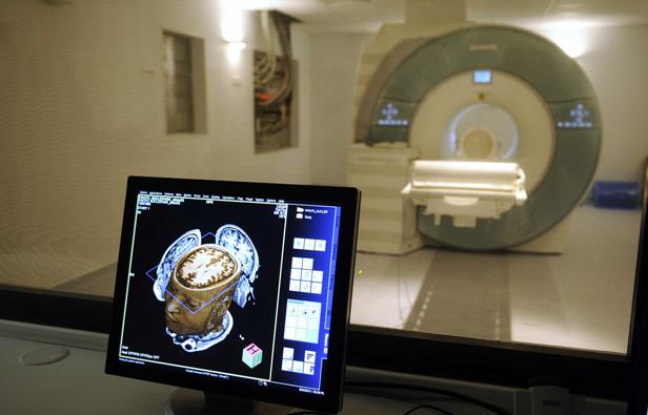 Un des IRM de l'Institut du Cerveau et de la Moelle Epiniere (ICM), à Paris. Un des IRM de l'Institut du Cerveau et de la Moelle Epiniere (ICM), à Paris.