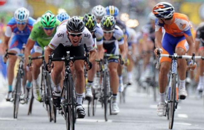 Le second grand contre-la-montre du Tour de France, long de 53,5 kilomètres, emprunte samedi, dans la 19e étape, les routes planes de la Beauce, exposées au vent. Le second grand contre-la-montre du Tour de France, long de 53,5 kilomètres, emprunte samedi, dans la 19e étape, les routes planes de la Beauce, exposées au vent.