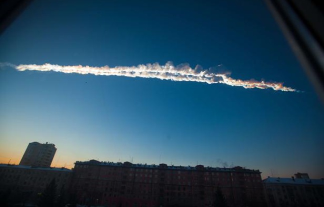 Une météorite a traversé le ciel russe, le 15 février 2013 Une météorite a traversé le ciel russe, le 15 février 2013