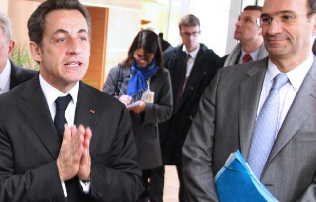 Nicolas Sarkozy et Eric Woerth, alors ministre du Budget, le 2 mars 2010 à Laon. Nicolas Sarkozy et Eric Woerth, alors ministre du Budget, le 2 mars 2010 à Laon.