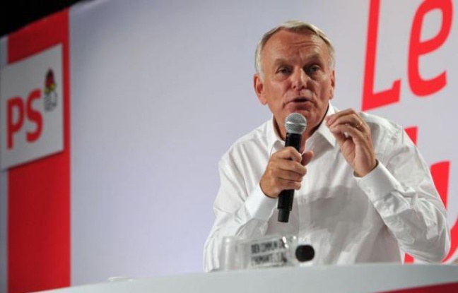 Le Premier ministre, Jean-Marc Ayrault, et plusieurs ténors socialistes ont appelé à La Rochelle à l'unité autour de François Hollande sur le traité budgétaire européen, qui suscite des frictions internes au PS, tandis que certains parlementaires réservent leur position. Le Premier ministre, Jean-Marc Ayrault, et plusieurs ténors socialistes ont appelé à La Rochelle à l'unité autour de François Hollande sur le traité budgétaire européen, qui suscite des frictions internes au PS, tandis que certains parlementaires réservent leur position.