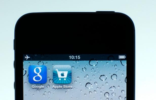 Un iPhone 4S d'Apple. Un iPhone 4S d'Apple.