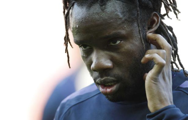 Peguy Luyindula a décidé de porter plainte contre le PSG pour harcèlement moral. Peguy Luyindula a décidé de porter plainte contre le PSG pour harcèlement moral.